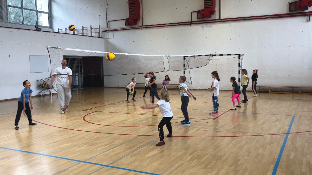 MOK Krka sodelovala na dnevih športa OŠ Bršljin